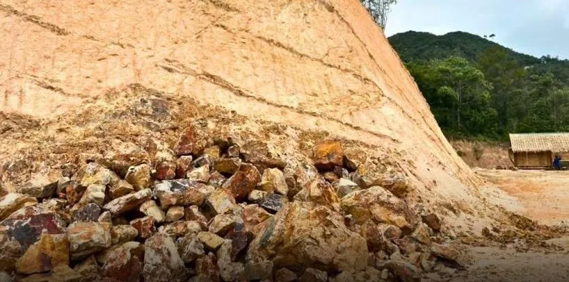 Koh Phangan: Thai anti-corruption agency accuses local authorities of negligence over forest encroachment